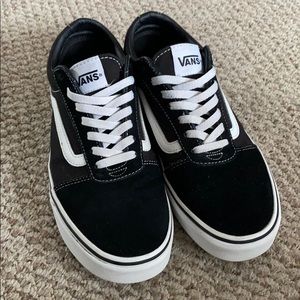 Vans shoes men’s size 10